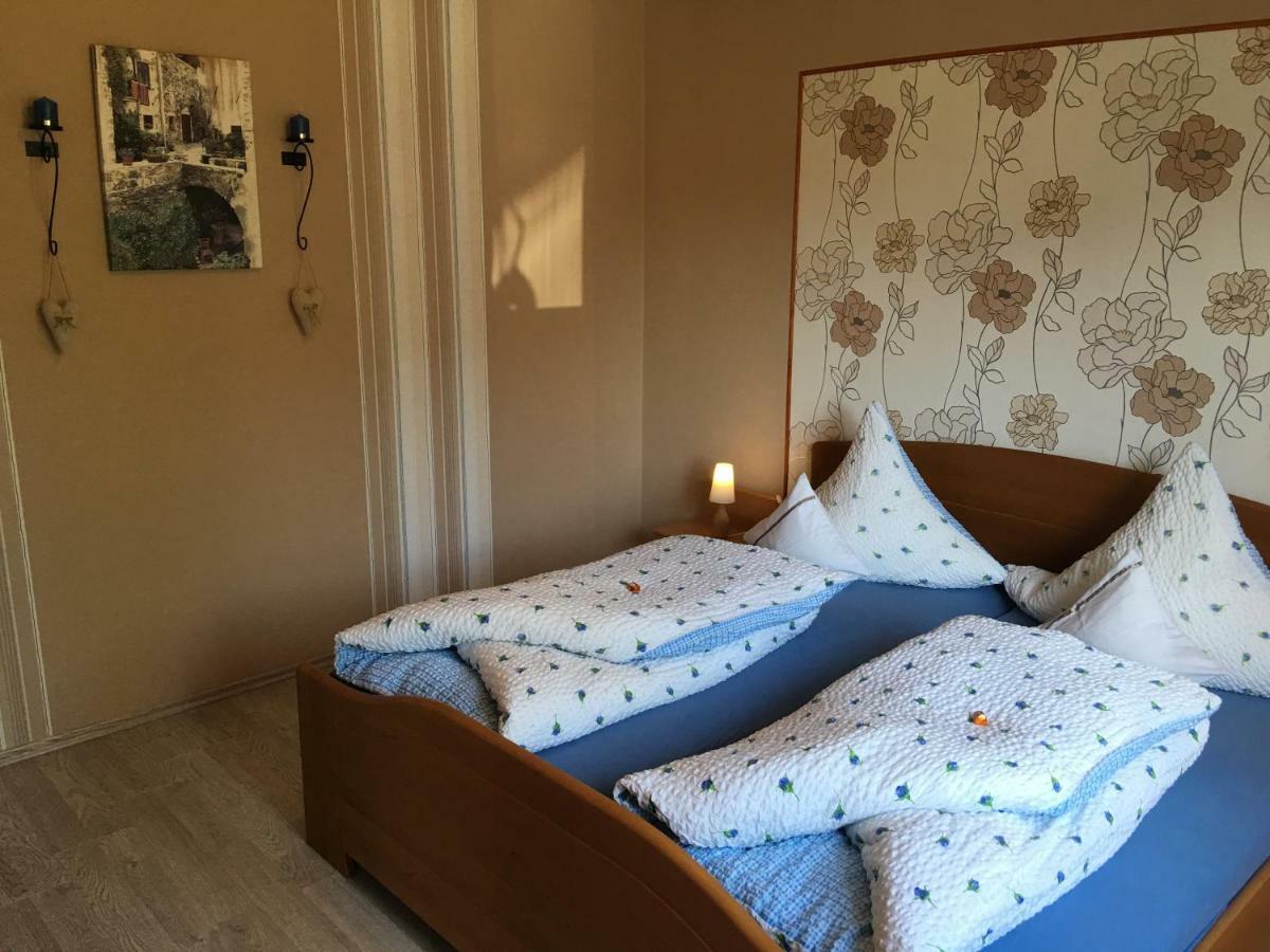Ferienwohnung Martina Zell an der Mosel Zewnętrze zdjęcie